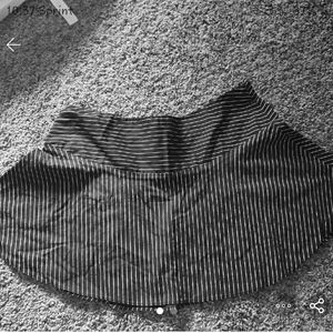 Pin striped express skirt